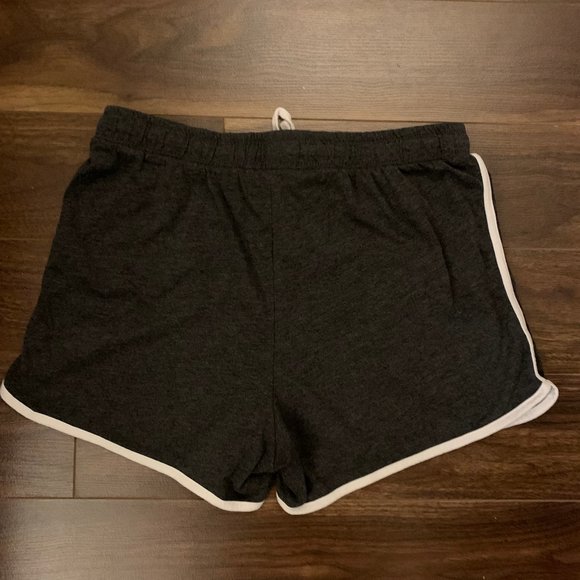 STREETWEAR SOCIETY | active shorts - Picture 2 of 4